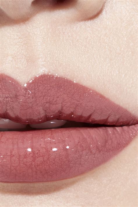 chanel soft rose lipstick.